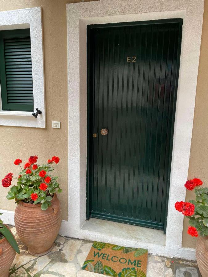 Sea View Maisonette Glyfada Beach Экстерьер фото